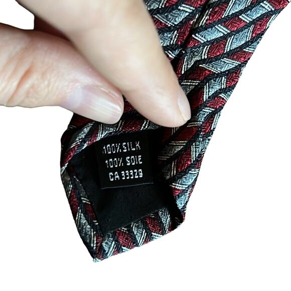 Paulo Vasari Gray/Burgundy Abstract Design 100% Silk Neck Tie Made In Italy - Picture 6 of 8